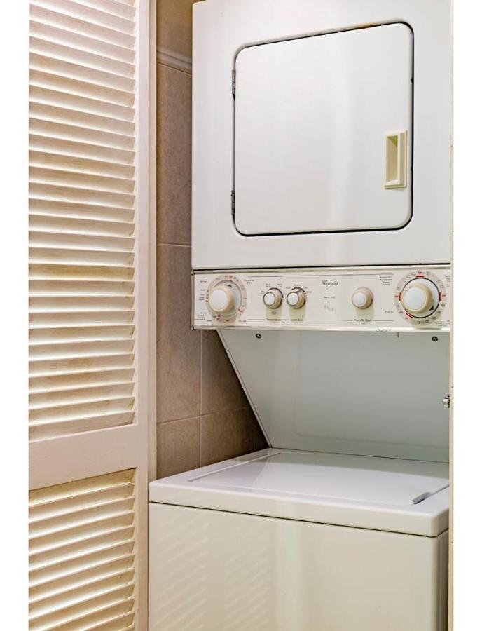 Two Bedroom Oceanview Apartment In Brickell Маями Екстериор снимка