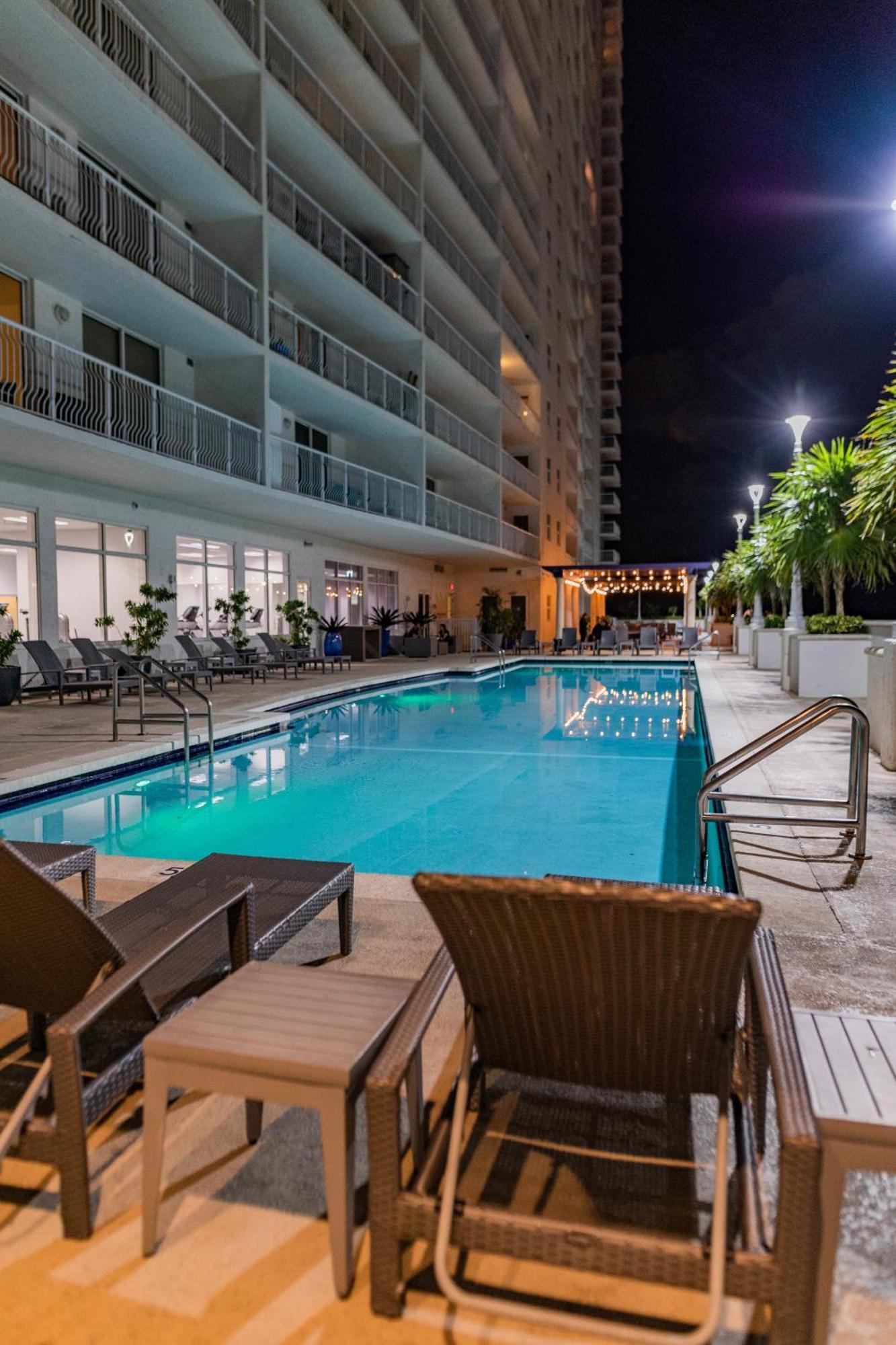 Two Bedroom Oceanview Apartment In Brickell Маями Екстериор снимка